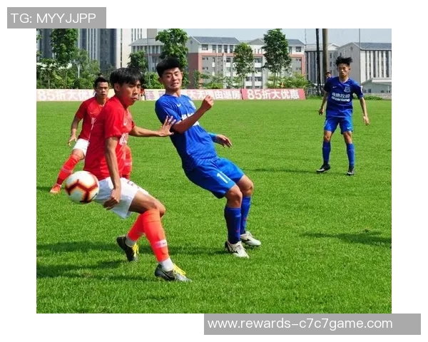 宜春足球联赛盛况空前球迷热情高涨共同见证精彩赛事 宜春足球联赛盛况空前球迷热情高涨共同见证精彩赛事