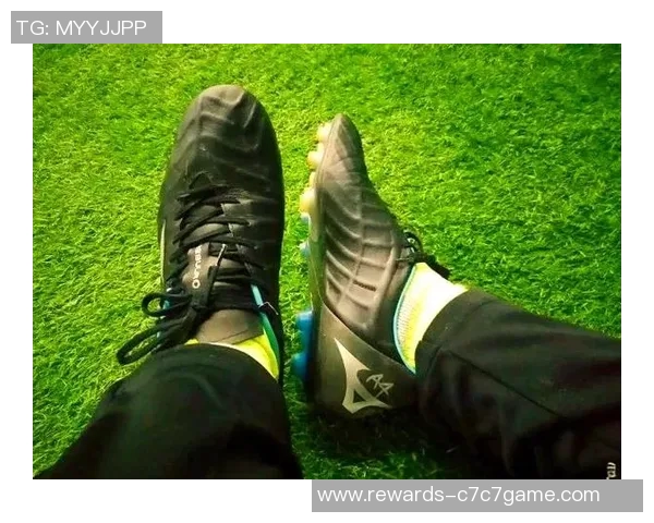 探索美津浓牛皮足球鞋的卓越性能与舒适体验