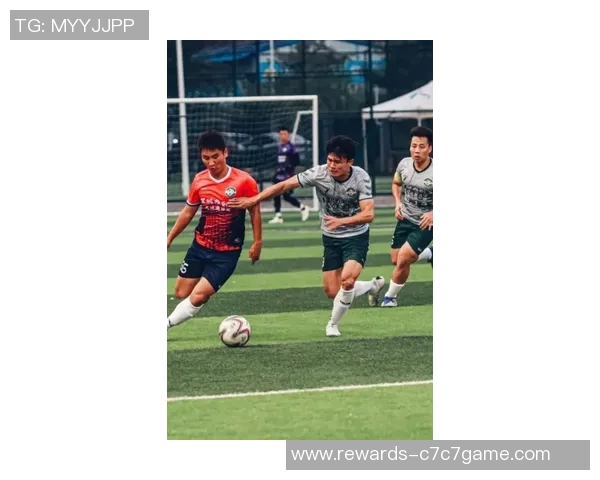 麦德林足球俱乐部的辉煌历程与未来展望：从草根到顶尖球队的蜕变之路